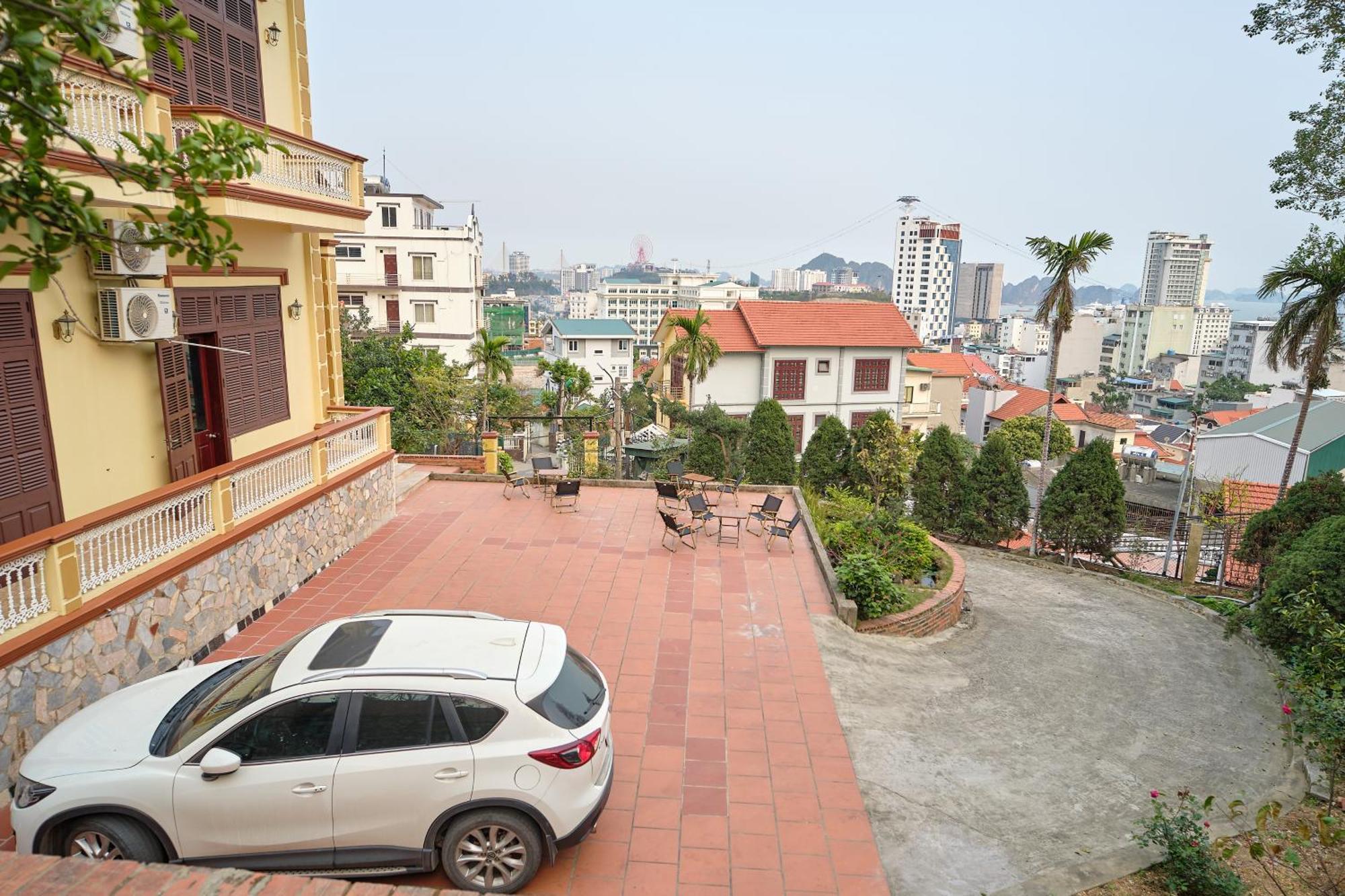 Kim'S Family Hotel Ha Long Exterior photo